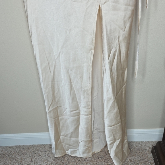 Oyster Cowl Neck Long Sleeve Floor Length Gown - Picture 4 of 7